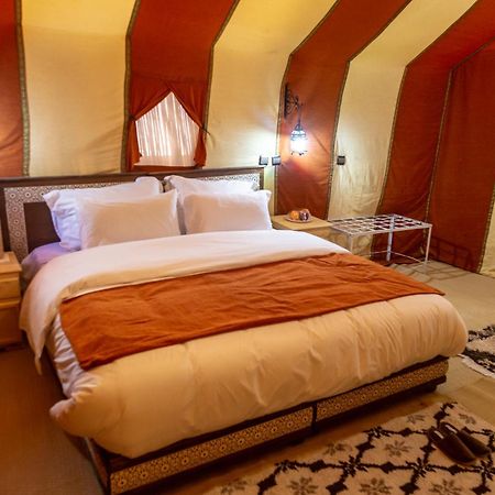 Erg Chebbi Dunes Desert Camp Hotell Merzouga Exteriör bild