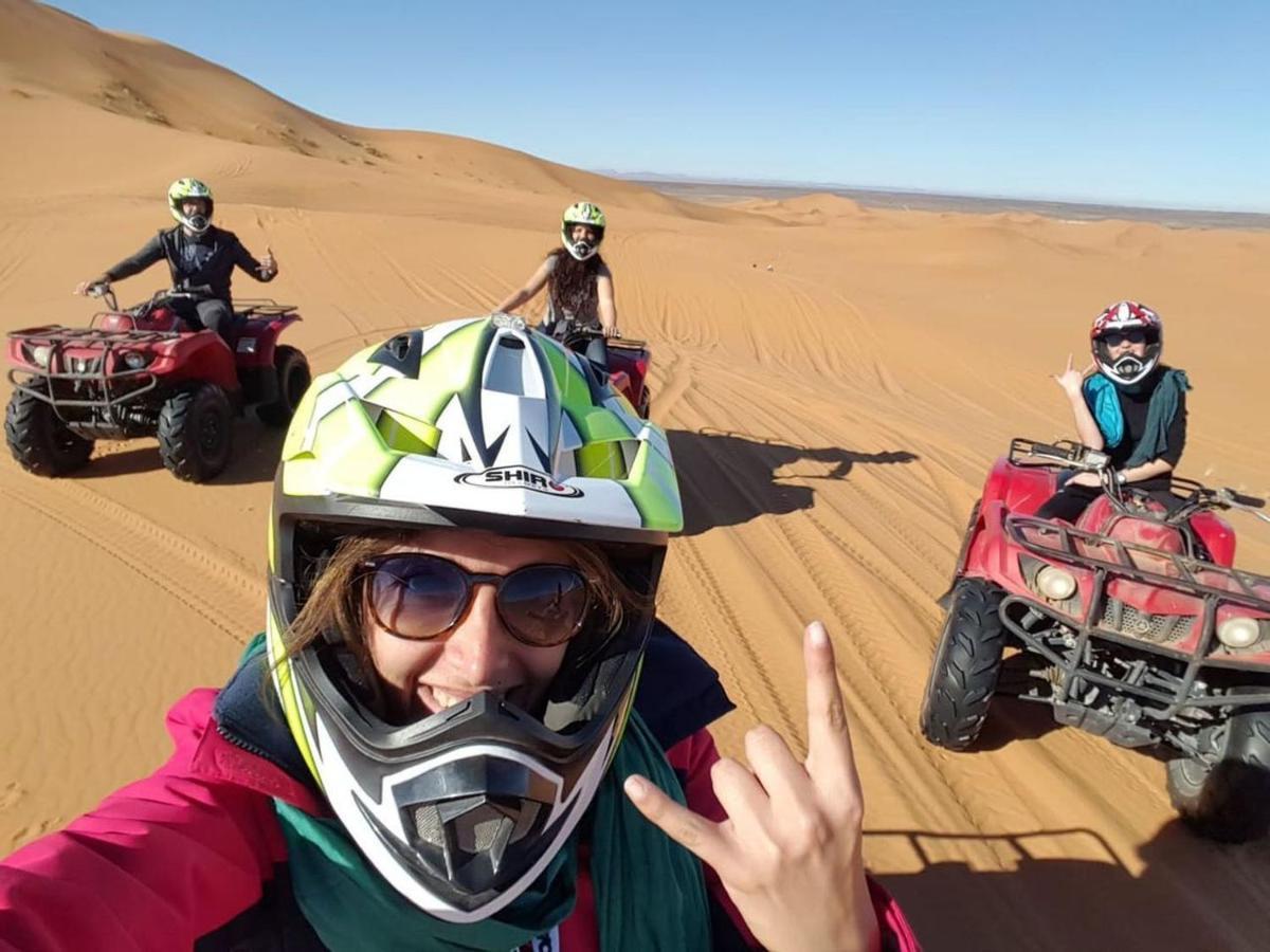 Erg Chebbi Dunes Desert Camp Hotell Merzouga Exteriör bild