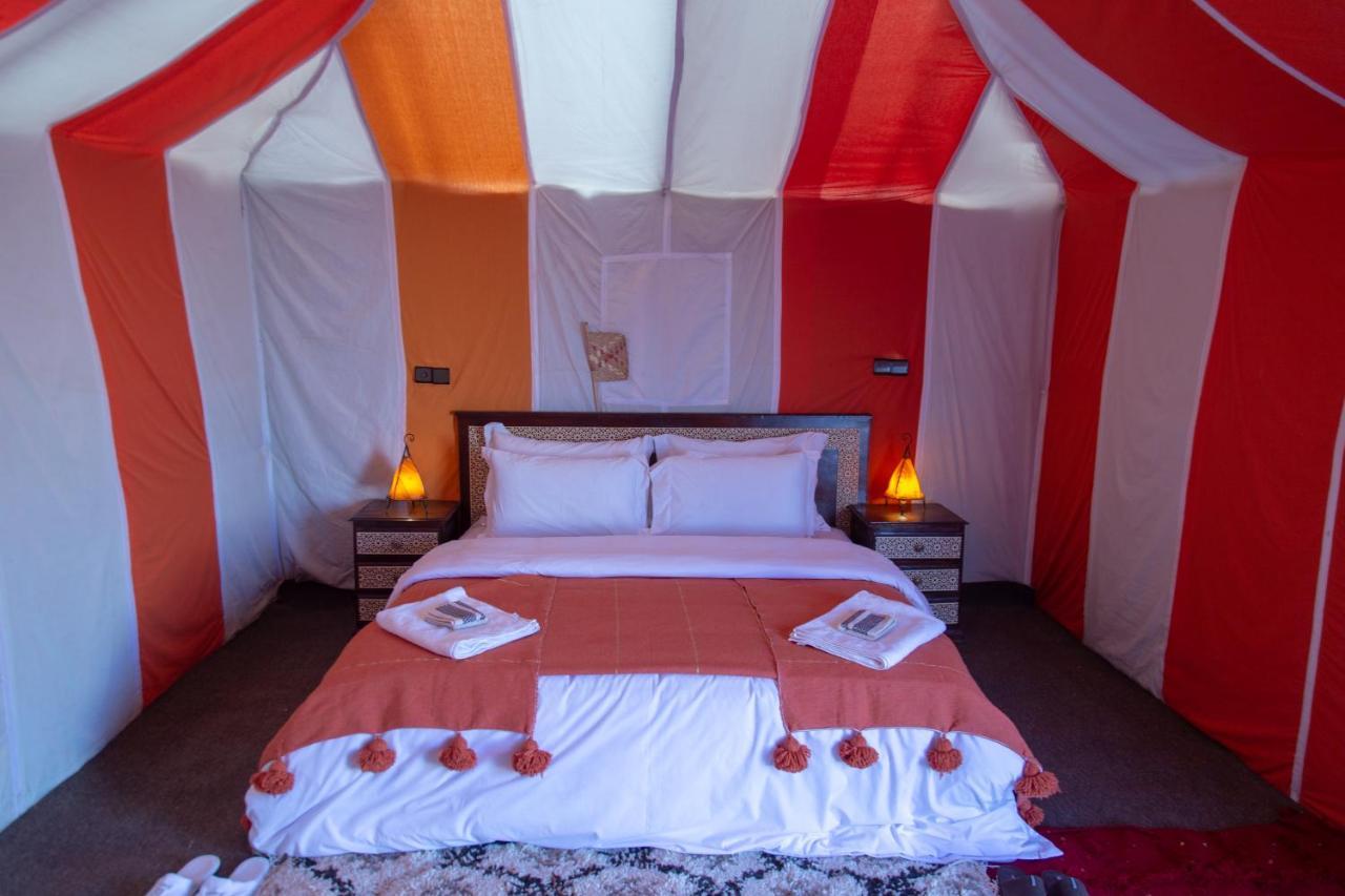Erg Chebbi Dunes Desert Camp Hotell Merzouga Exteriör bild